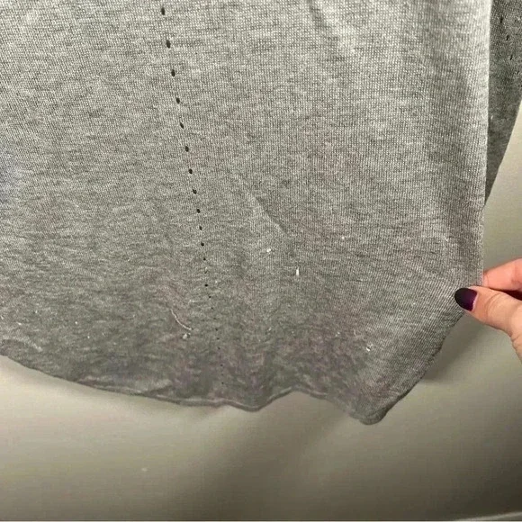 Lululemon thin knit sweater 6 - Picture 8 of 8